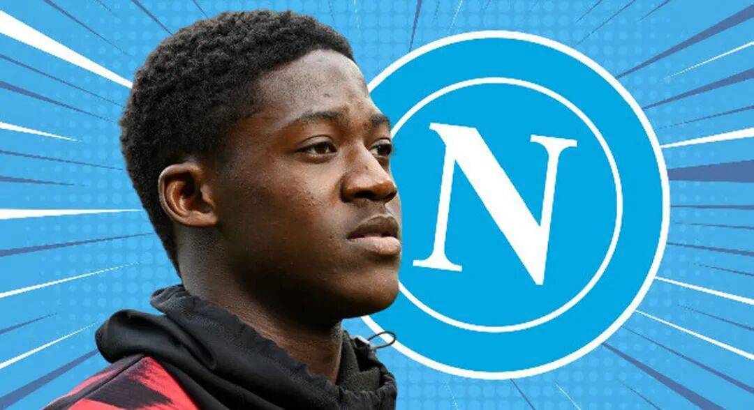 曝曼联新帝星已同意加盟那不勒斯，恐因B费受伤走不成！曼联不满其心态